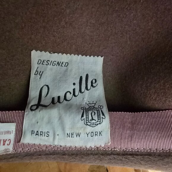 Lucille - Vintage Brown Felt Hat with Feathers & a Bow - Picture 11 of 11